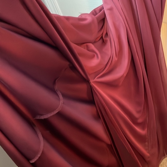 David’s Bridal Long V-Neck Maroon Dress with Leg Slit - Picture 12 of 12